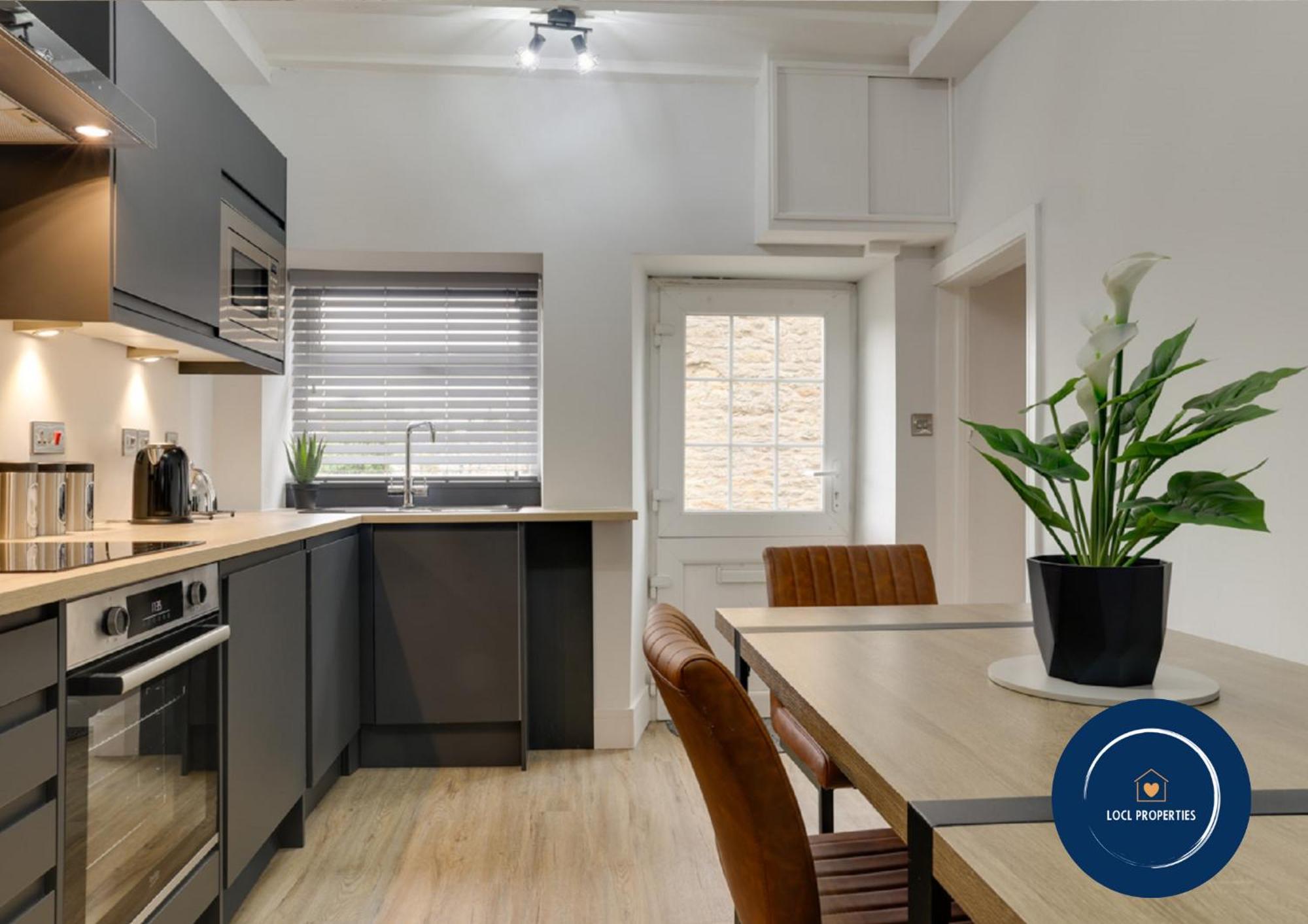 Beam End Snainton - Modern 2-Bedroom Stone Cottage Екстериор снимка