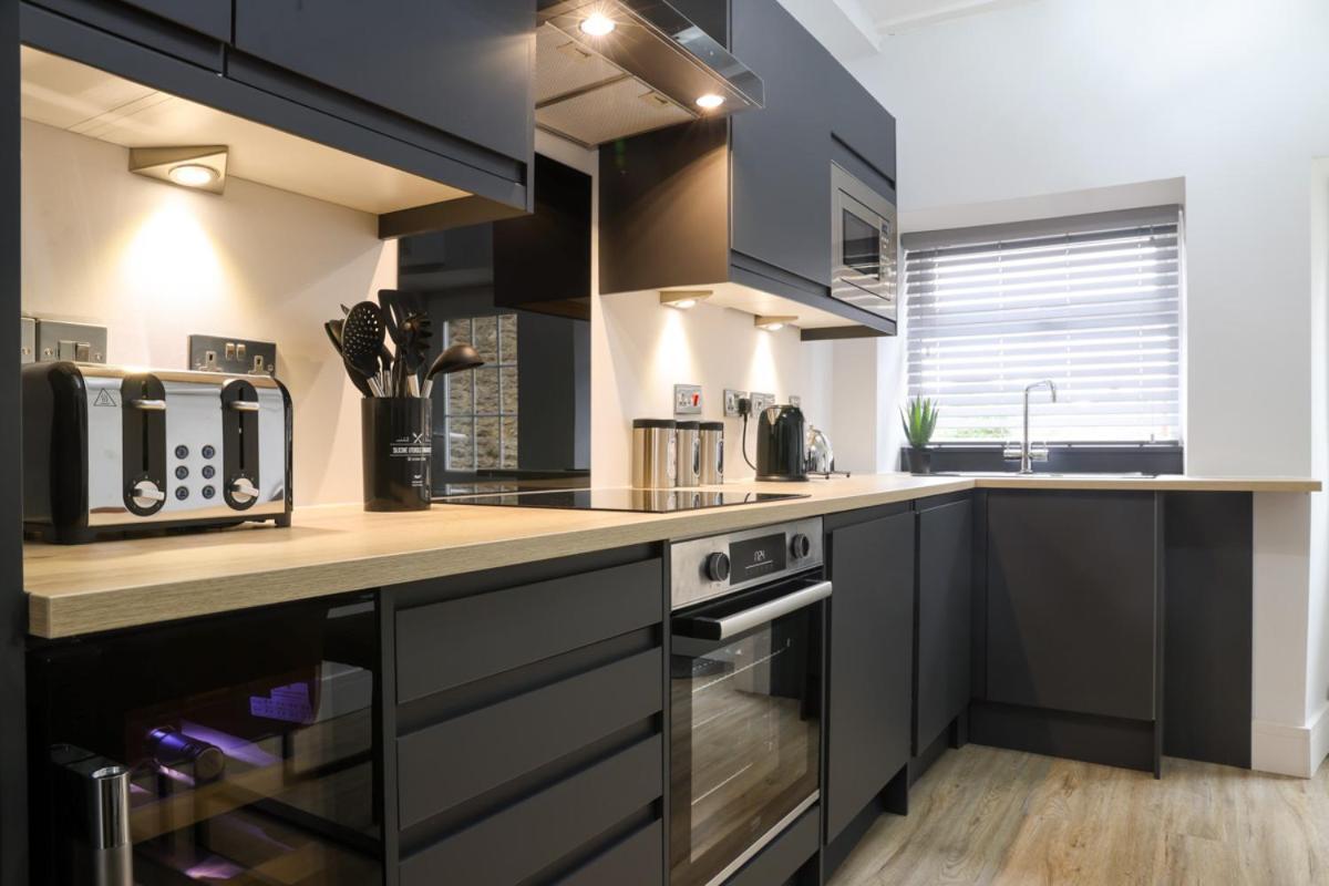 Beam End Snainton - Modern 2-Bedroom Stone Cottage Екстериор снимка